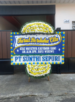Papan Bunga Duka di Benteng